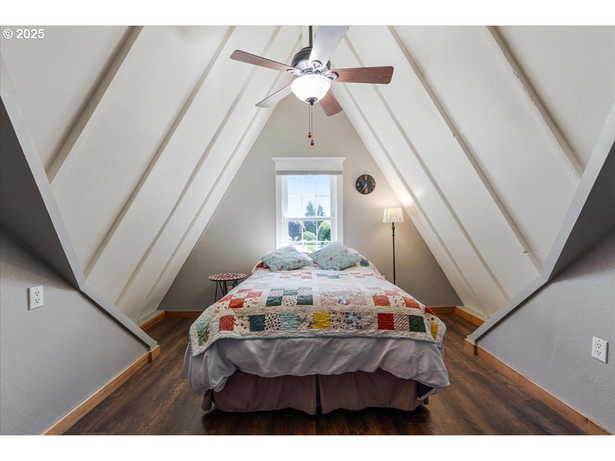 Oregon City, Oregon 97045, United States, 4 Bedrooms Bedrooms, ,3 BathroomsBathrooms,Residential,Active,169536