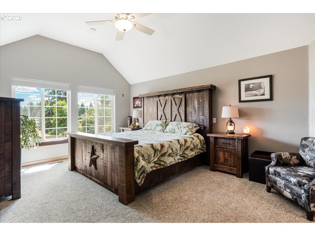 Oregon City, Oregon 97045, United States, 4 Bedrooms Bedrooms, ,3 BathroomsBathrooms,Residential,Active,169536