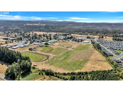 A home in Estacada