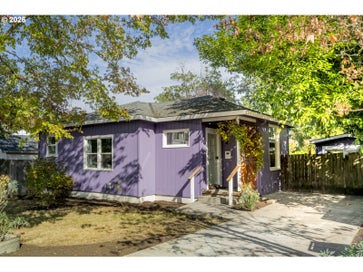 5026 NE 57TH AVE Portland OR 97218