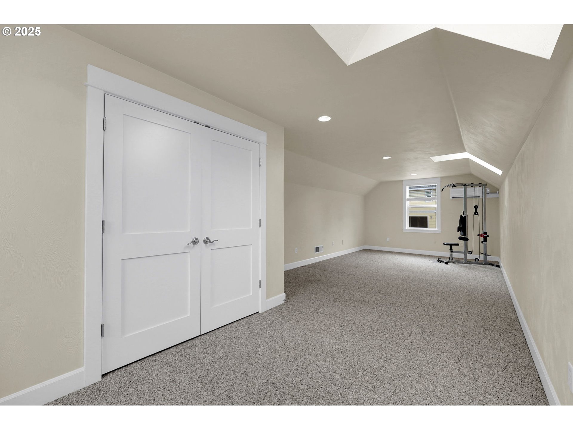 Springfield, Oregon 97478, United States, 3 Bedrooms Bedrooms, ,3 BathroomsBathrooms,Residential,Pending,114986