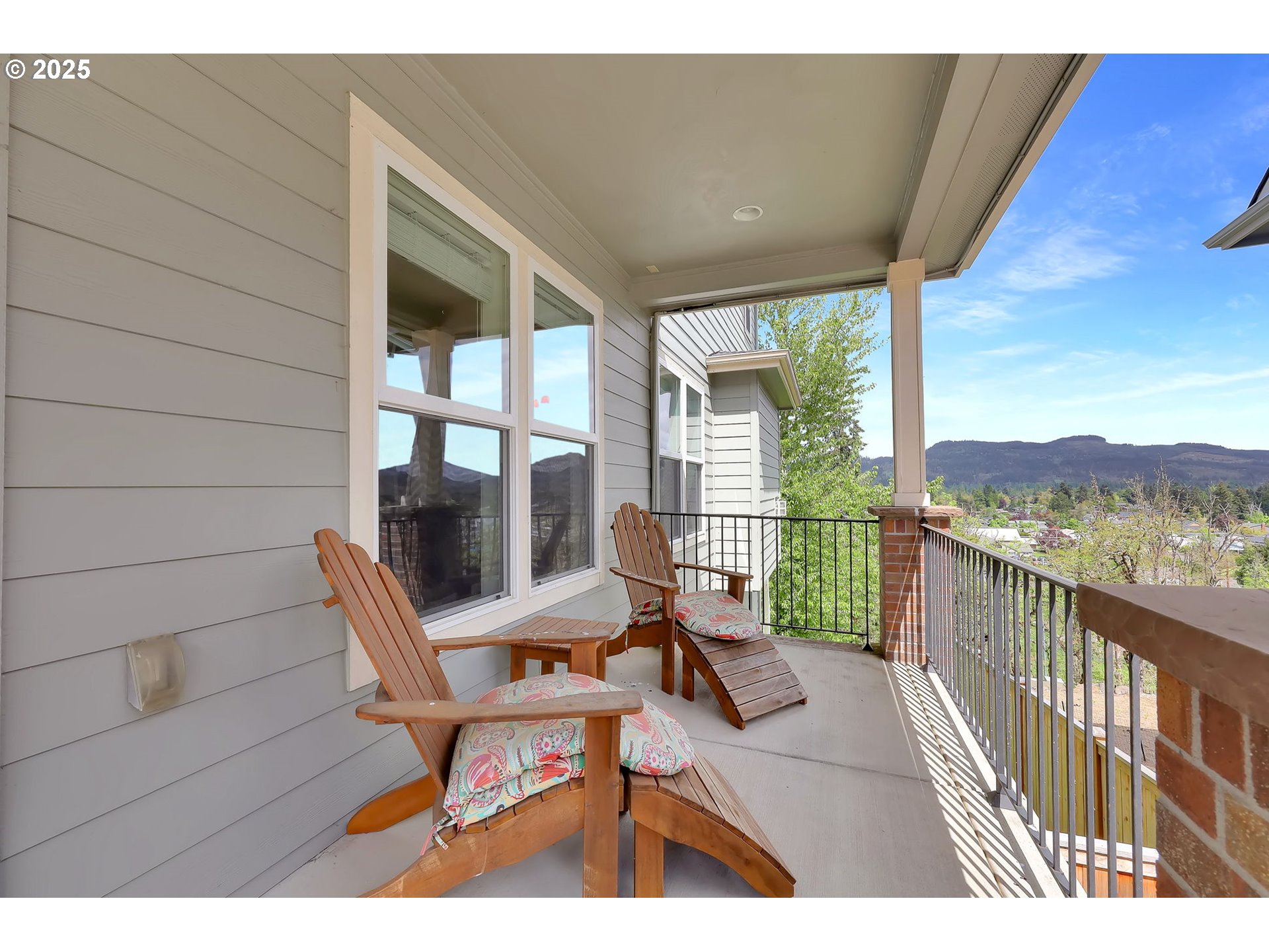 Springfield, Oregon 97478, United States, 3 Bedrooms Bedrooms, ,3 BathroomsBathrooms,Residential,Pending,114986