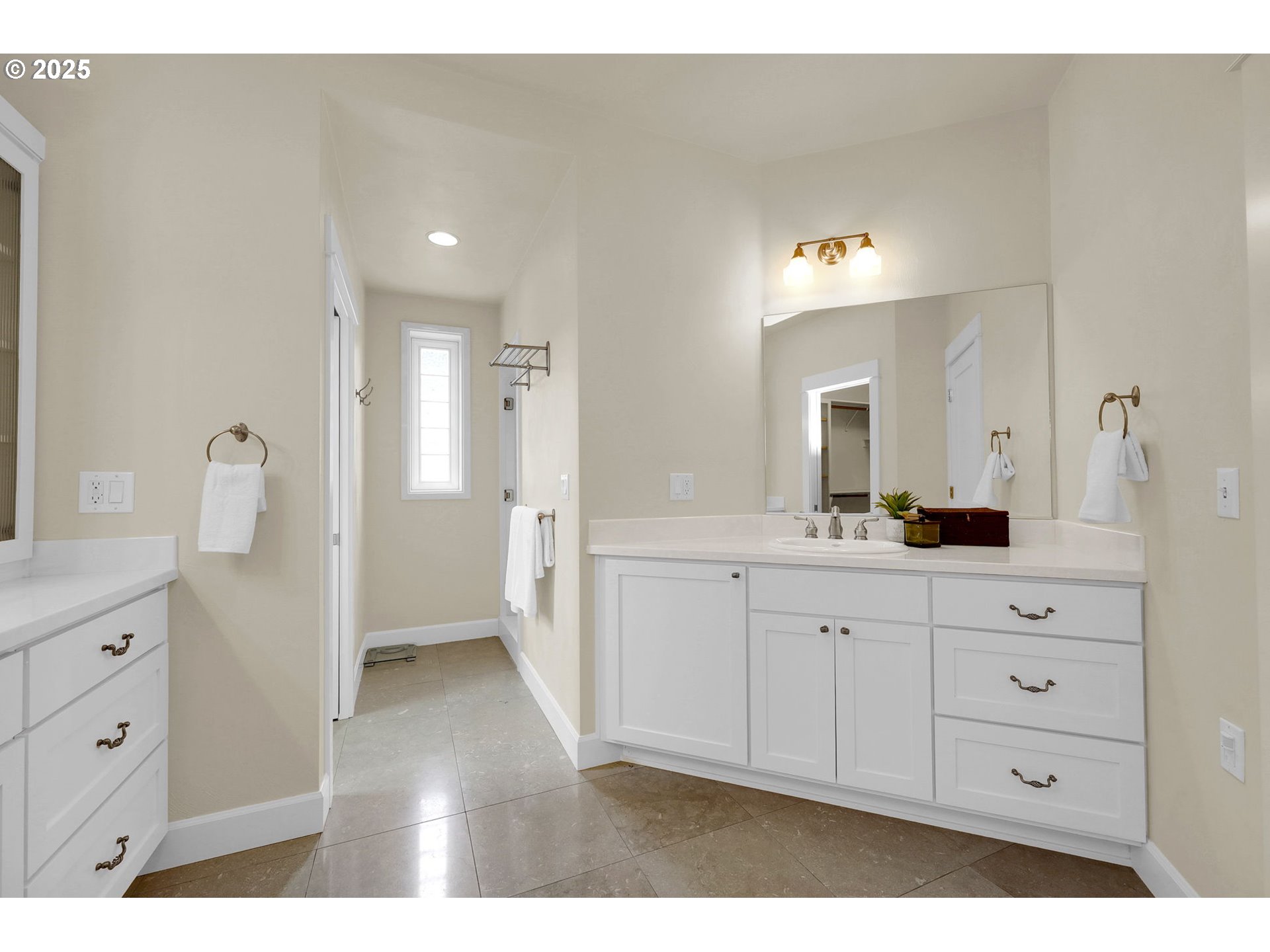 Springfield, Oregon 97478, United States, 3 Bedrooms Bedrooms, ,3 BathroomsBathrooms,Residential,Pending,114986