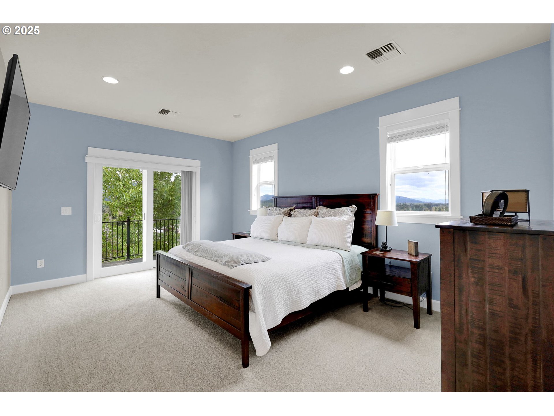 Springfield, Oregon 97478, United States, 3 Bedrooms Bedrooms, ,3 BathroomsBathrooms,Residential,Pending,114986