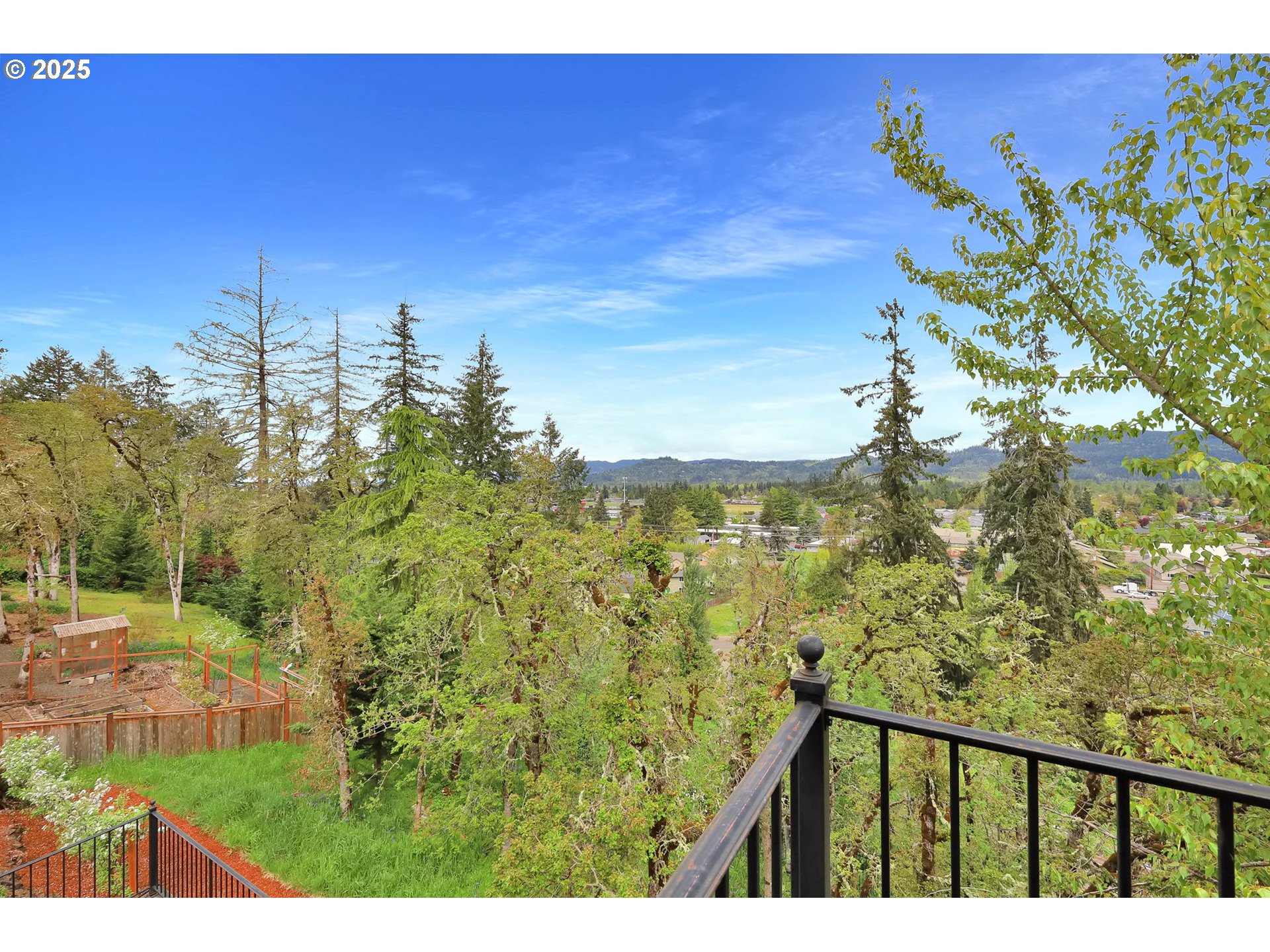 Springfield, Oregon 97478, United States, 3 Bedrooms Bedrooms, ,3 BathroomsBathrooms,Residential,Pending,114986