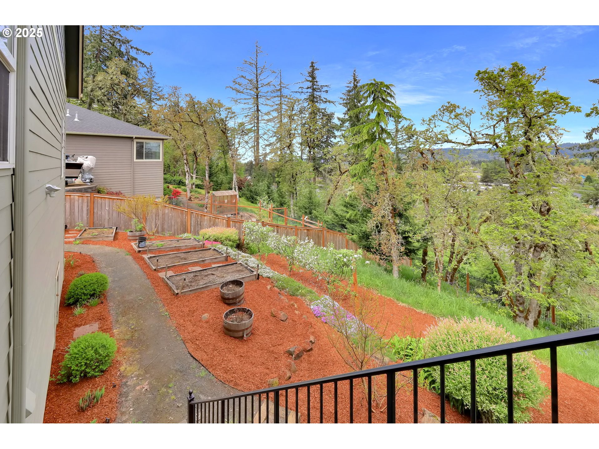 Springfield, Oregon 97478, United States, 3 Bedrooms Bedrooms, ,3 BathroomsBathrooms,Residential,Pending,114986