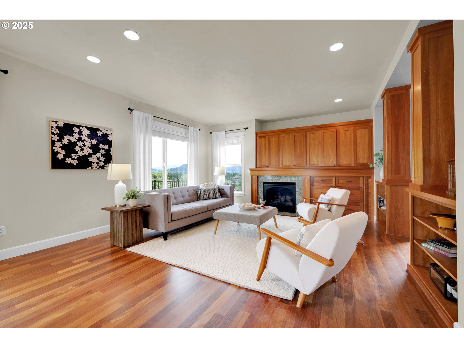 360 MOUNTAINGATE DR