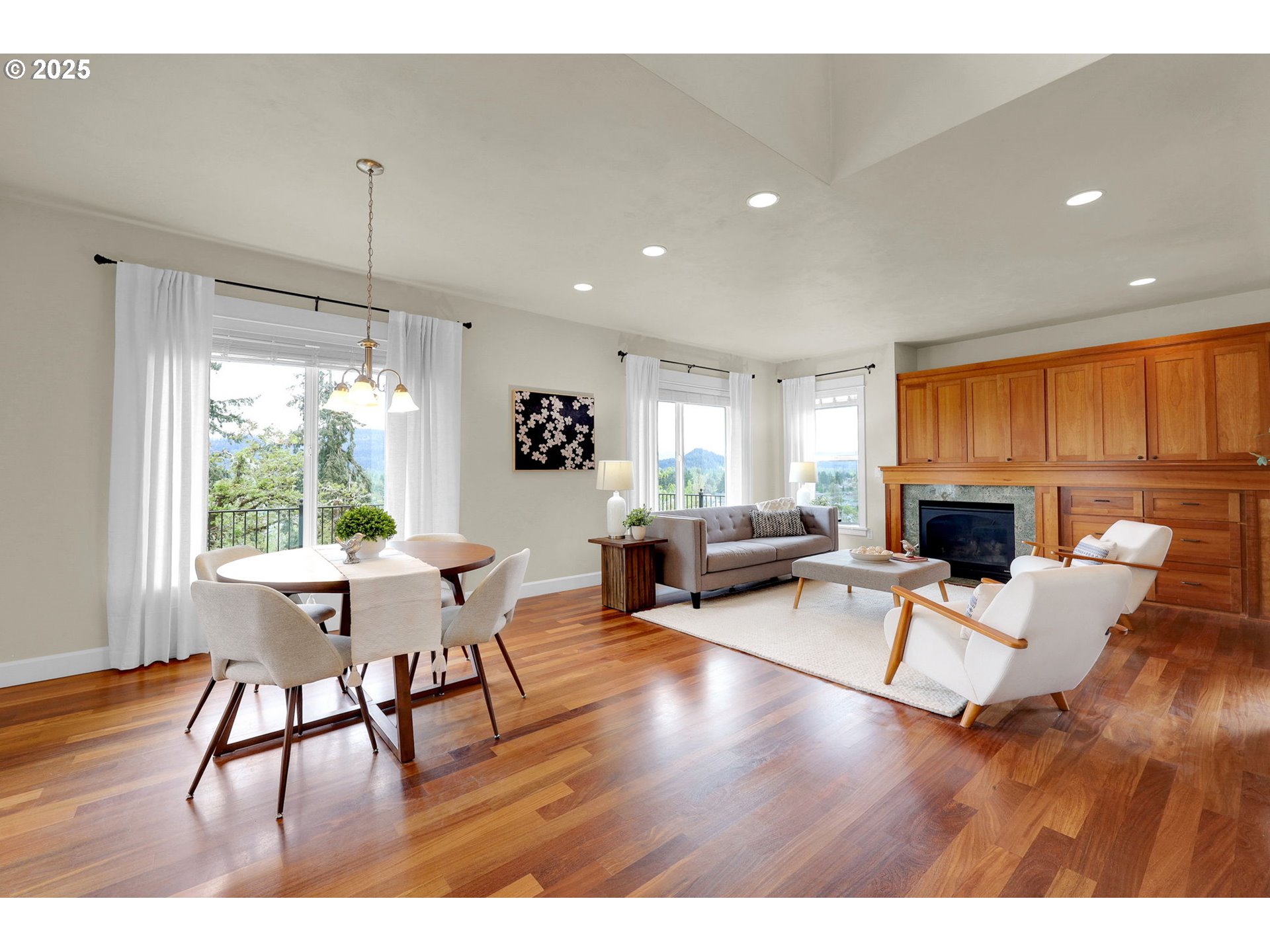 Springfield, Oregon 97478, United States, 3 Bedrooms Bedrooms, ,3 BathroomsBathrooms,Residential,Pending,114986