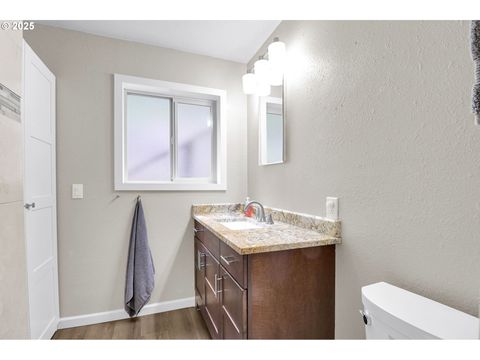 Tiny photo for 38289 Harolds Rd, Dexter, OR 97431 (MLS # 763815181)