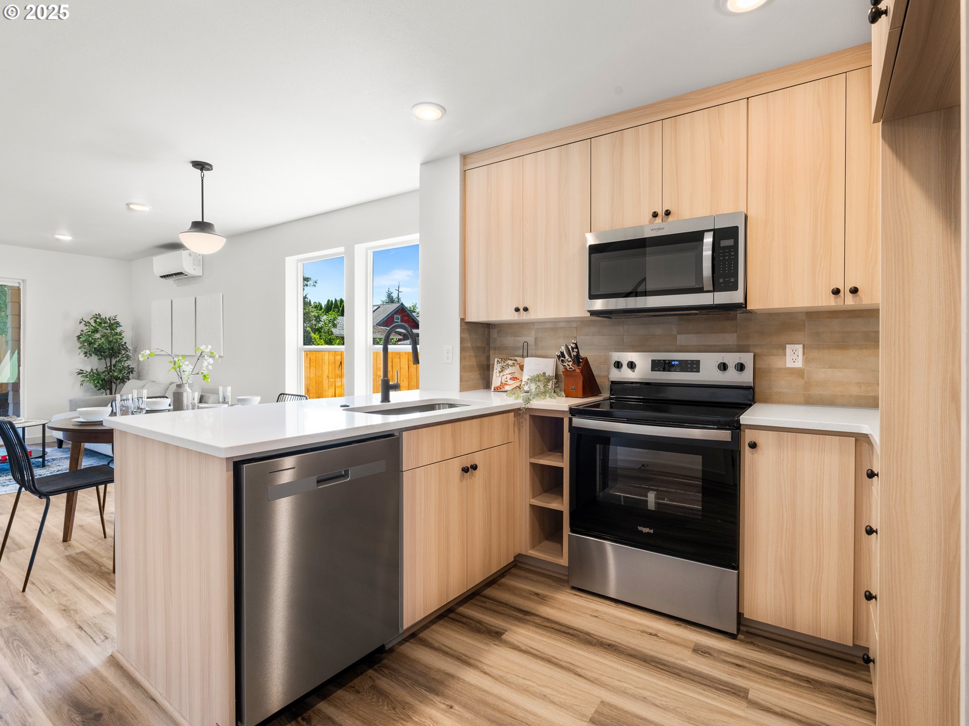 114 NE 74TH AVE