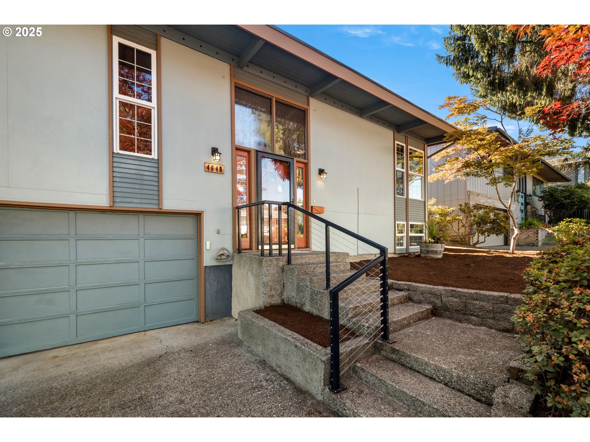 4648 SE 33RD PL