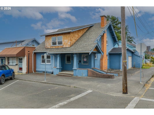 190 E 3RD ST, COQUILLE, OR 97423 - Image 0066034404abaee47cdaaa4b7c7eef71/2960359867