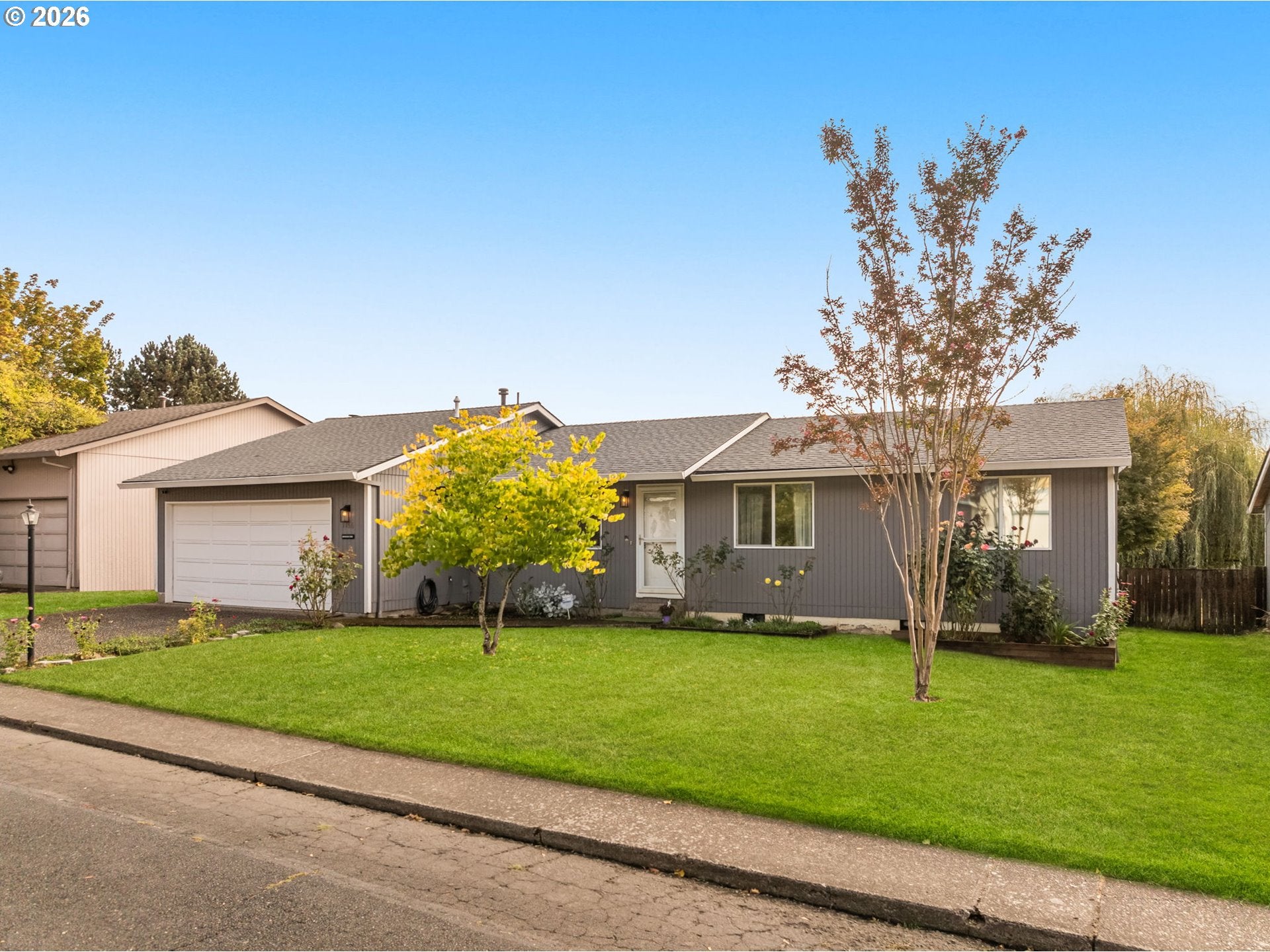 1166 SE FIR GROVE LOOP