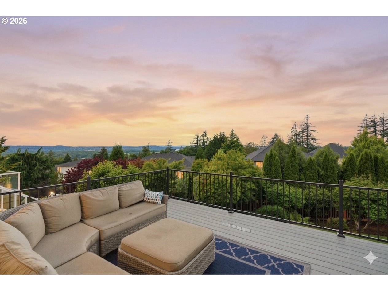 5237 NW FERNRIDGE DR