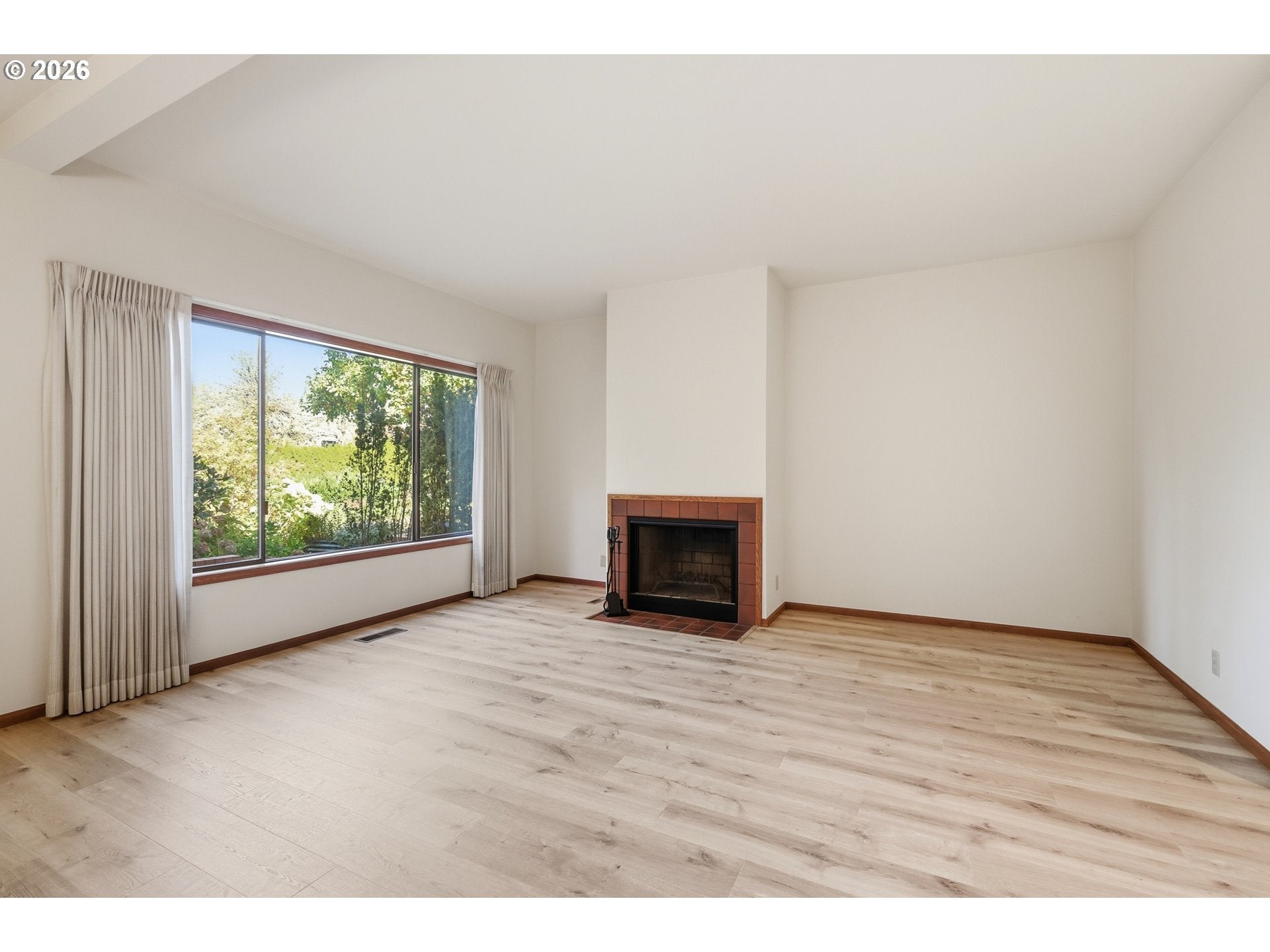 587 WIMBLEDON CT