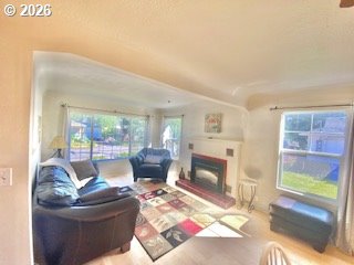 255 W FAIRFIELD ST