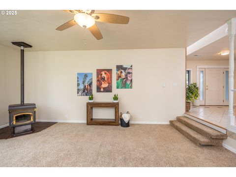 Tiny photo for 1193 Cedar Pl, Creswell, OR 97426 (MLS # 165787191)
