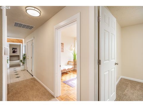 Tiny photo for 1193 Cedar Pl, Creswell, OR 97426 (MLS # 165787191)