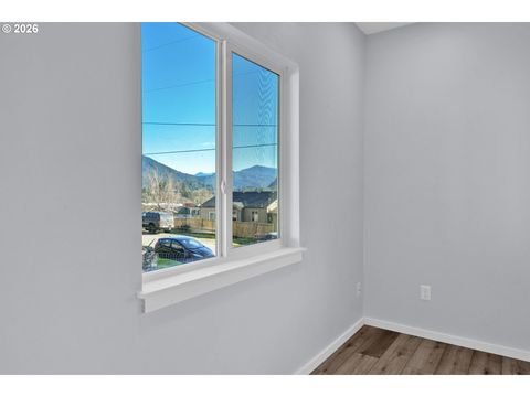 Tiny photo for 48247 E 2nd St, Oakridge, OR 97463 (MLS # 744826050)