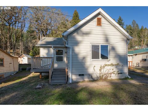 Tiny photo for 48247 E 2nd St, Oakridge, OR 97463 (MLS # 744826050)