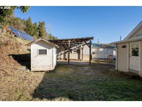 Tiny photo for 48247 E 2nd St, Oakridge, OR 97463 (MLS # 744826050)