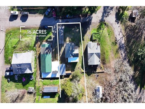 Tiny photo for 48247 E 2nd St, Oakridge, OR 97463 (MLS # 744826050)