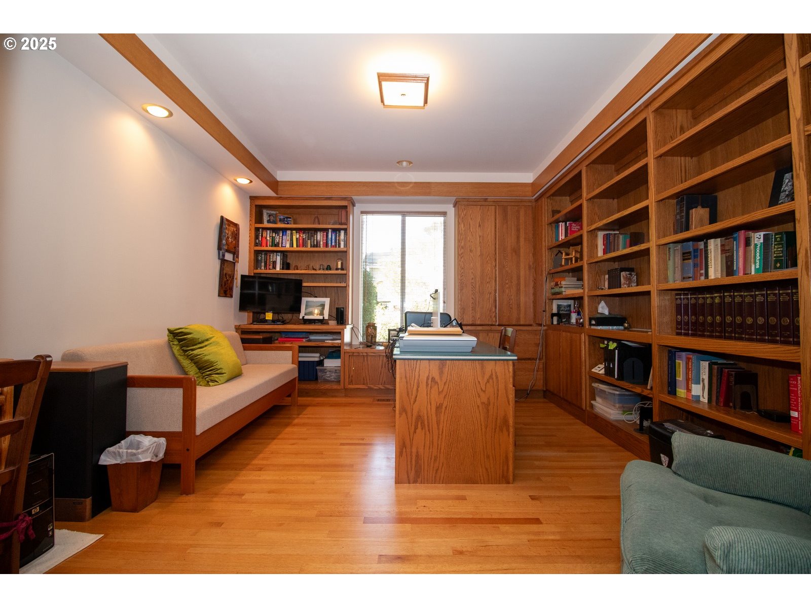 Florence, Oregon 97439, United States, 3 Bedrooms Bedrooms, ,3 BathroomsBathrooms,Residential,Active,102051