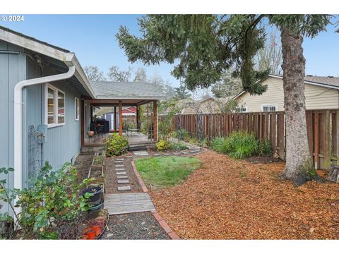 A home in Newberg