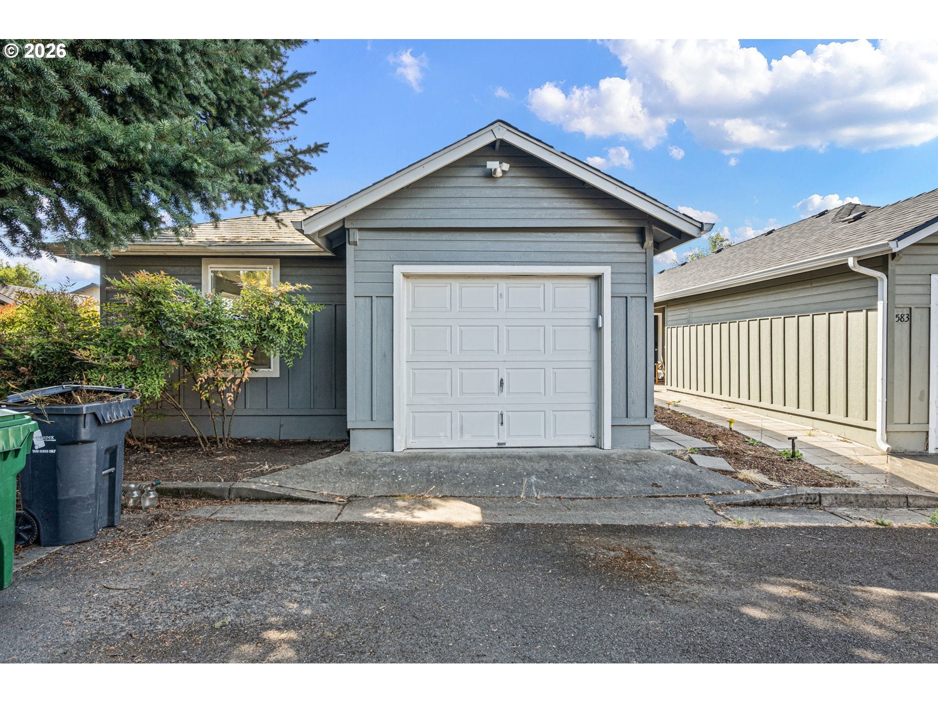 593 HANOVER ST