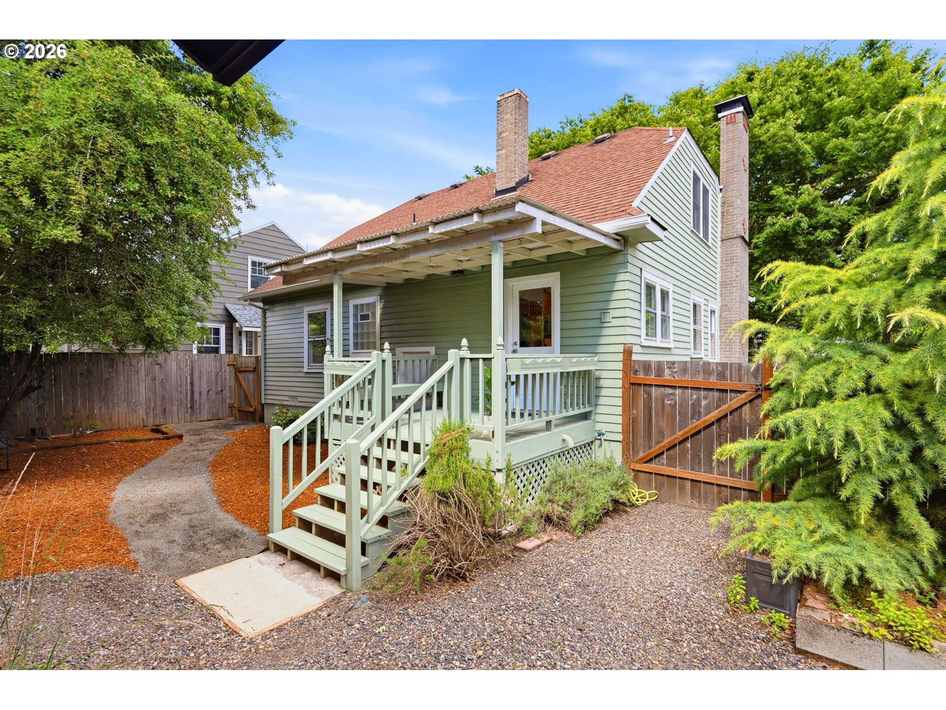 2611 SE 51st AVE A & B