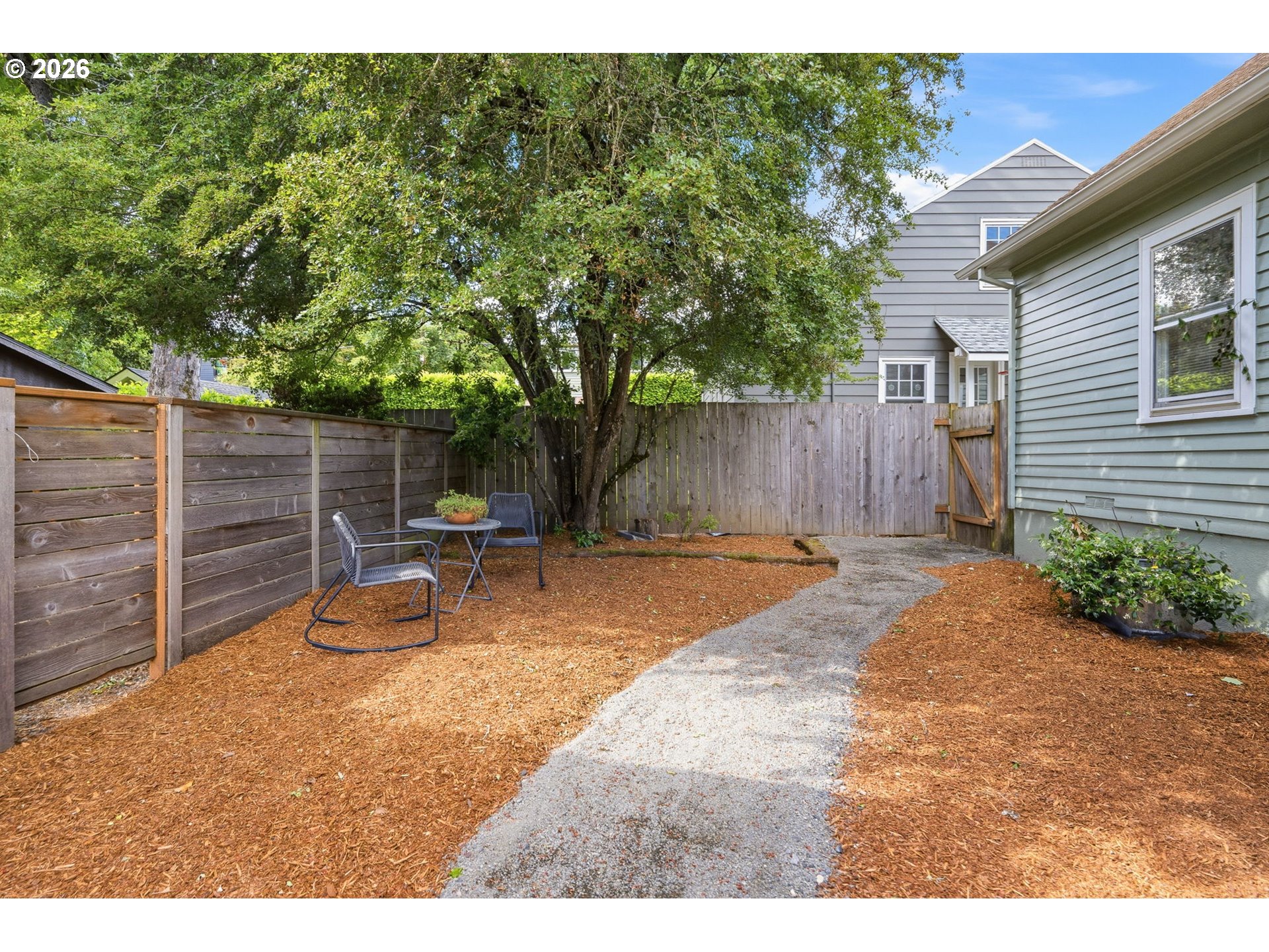 2611 SE 51st AVE A & B