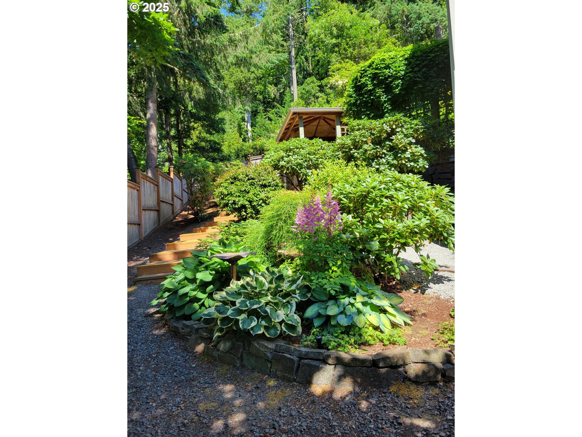 Eugene, Oregon 97405, United States, 3 Bedrooms Bedrooms, ,3 BathroomsBathrooms,Residential,Active,94420