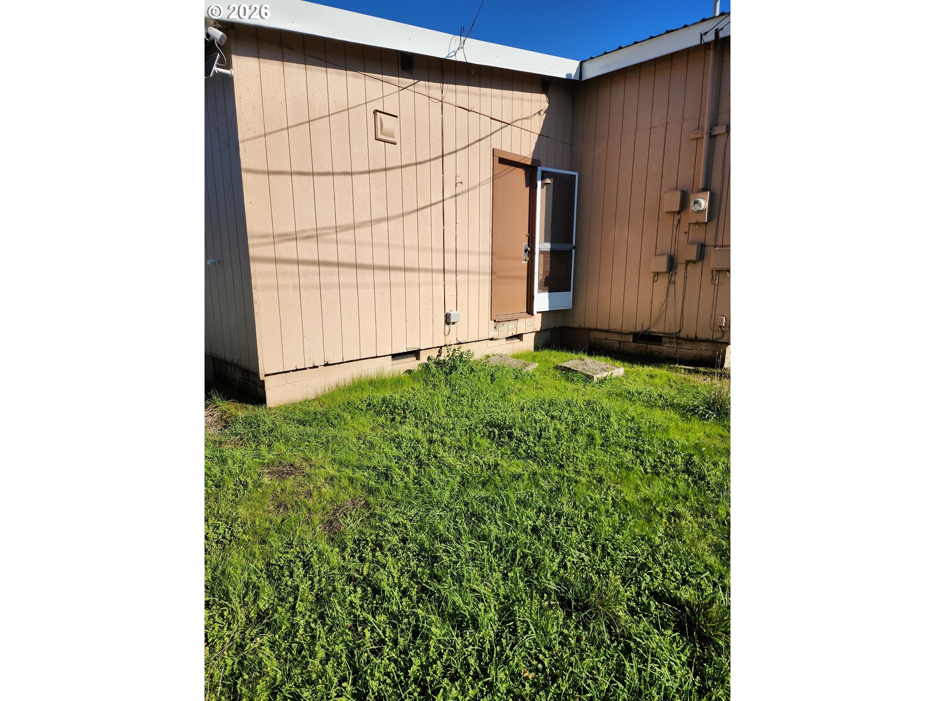 129 S OLD PACIFIC HWY