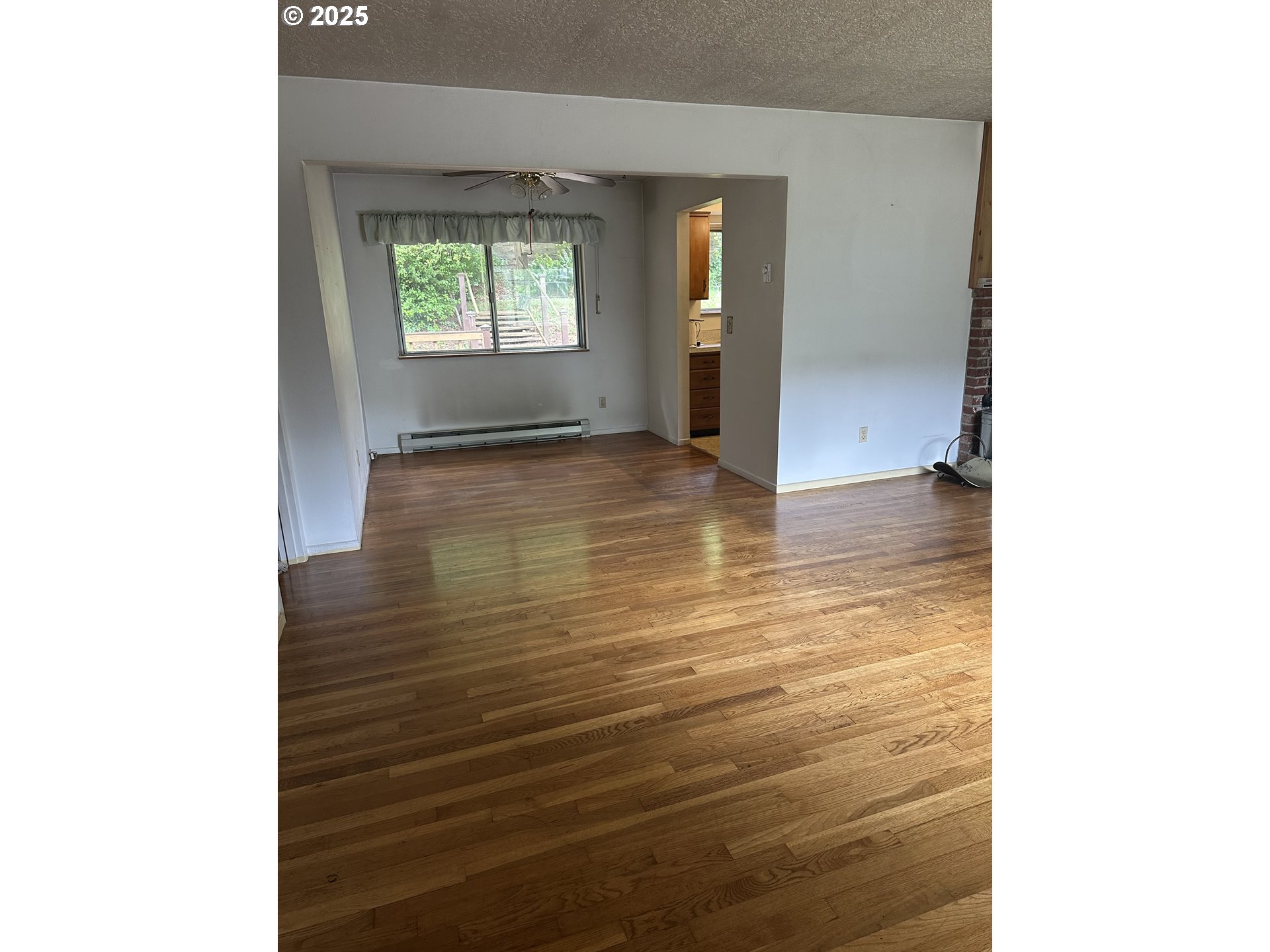2475 WILLAMETTE FALLS DR