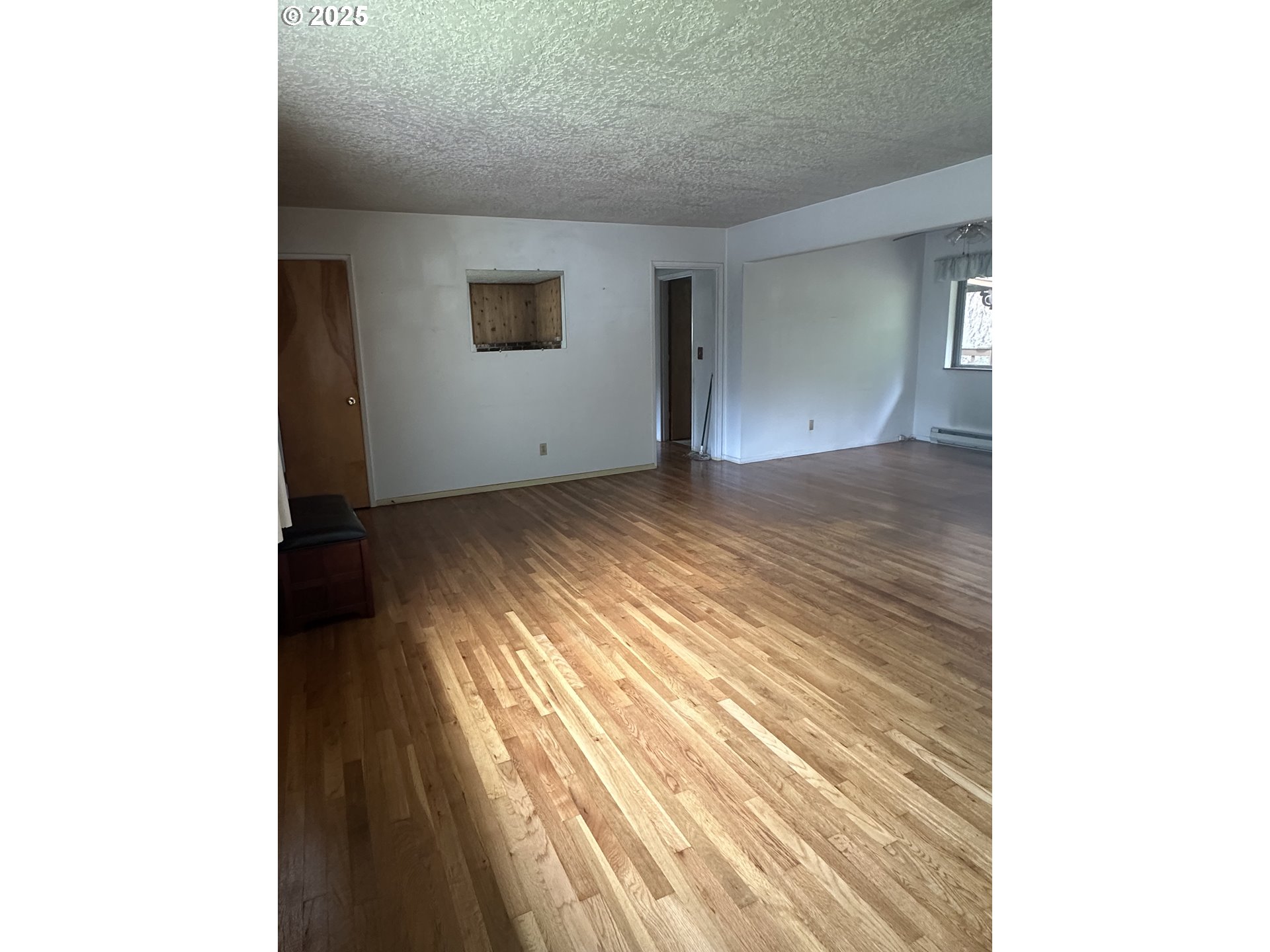 2475 WILLAMETTE FALLS DR