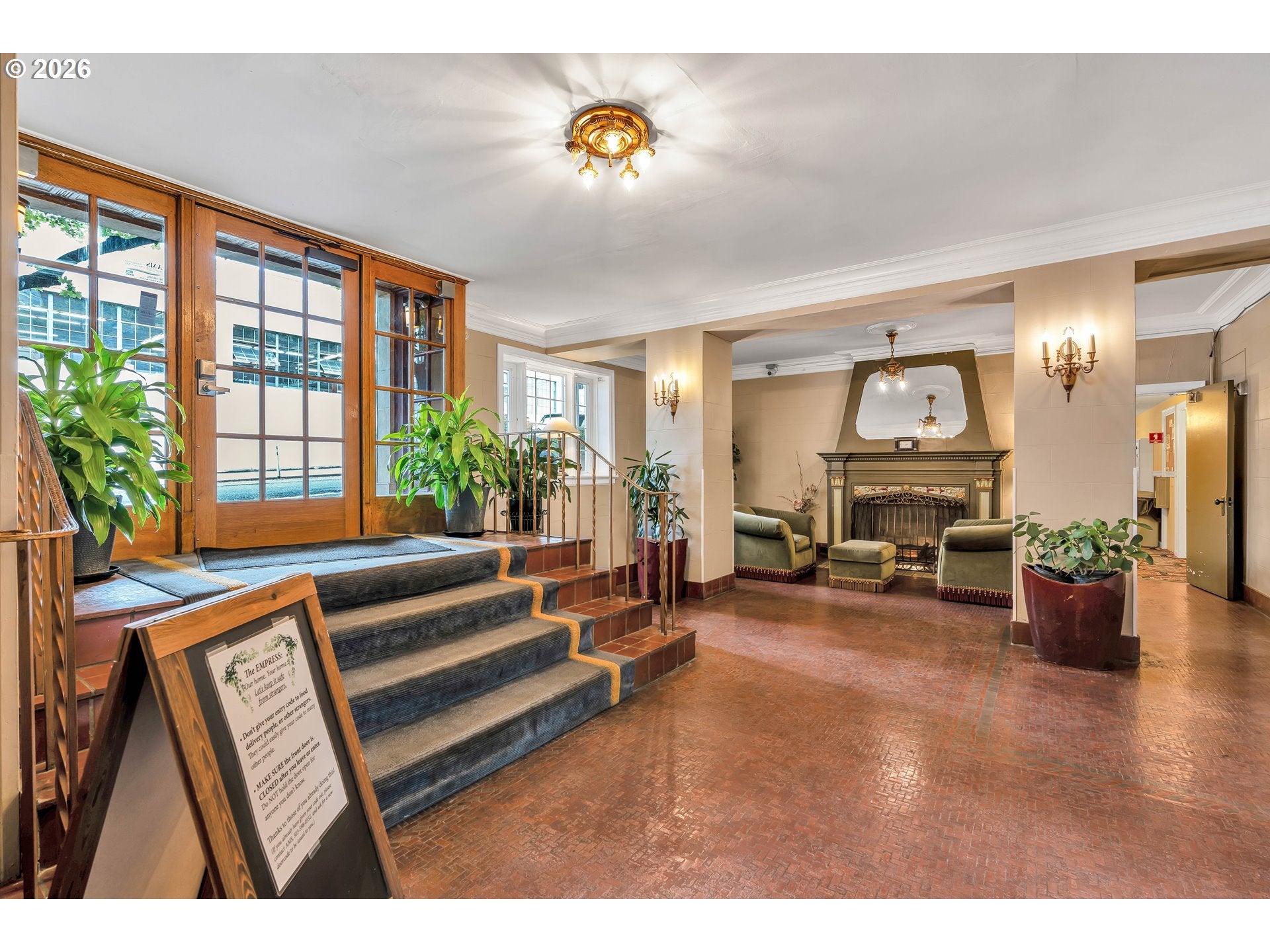 20 NW 16TH AVE 208