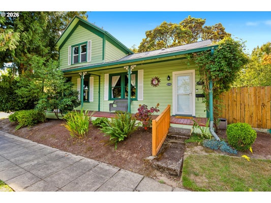 1046 NE 2ND ST, MCMINNVILLE, OR 97128 - Image 018e9c7cbff36e8e85a8a853994c8149/2122884046