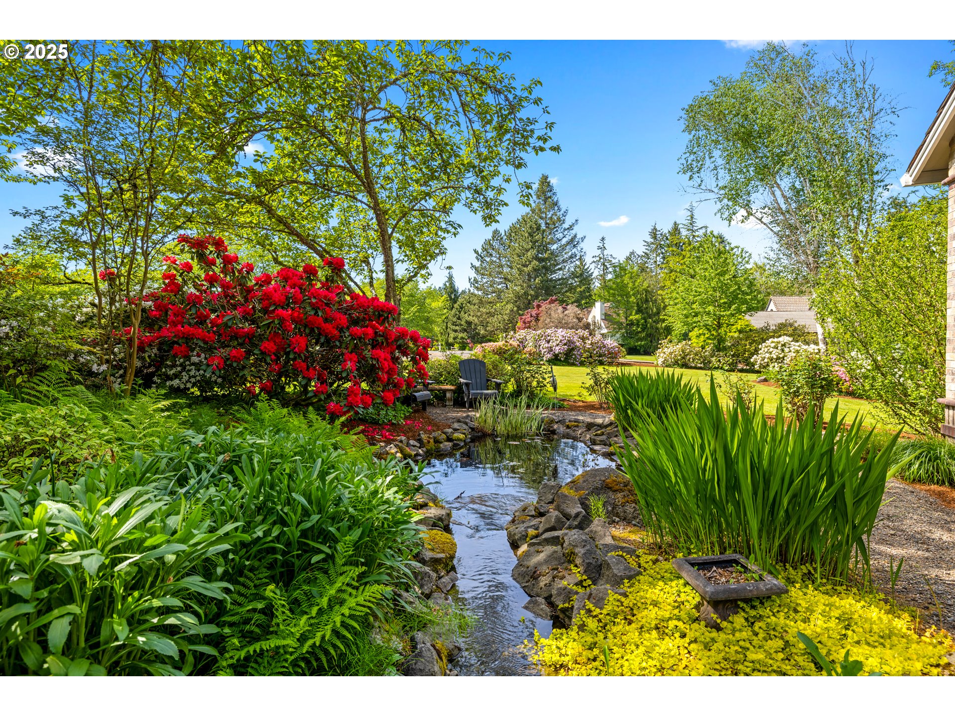 4509 NE BLUE HERON CT