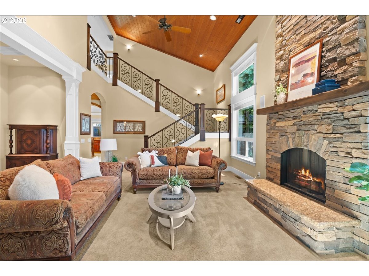 18800 SW LONGACRE ST