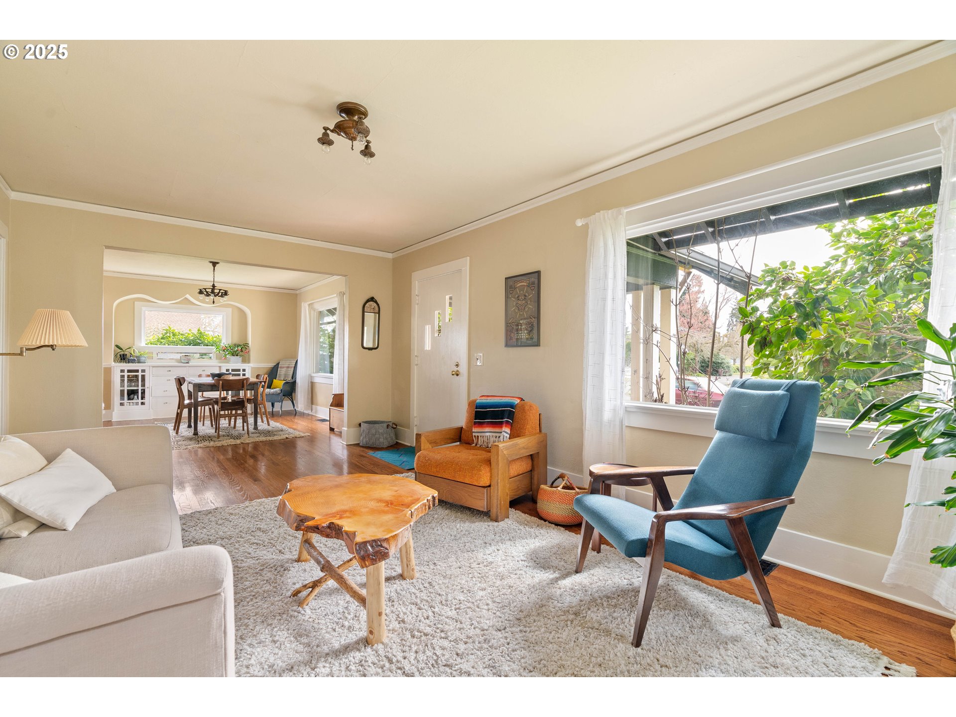 300 W DARTMOUTH ST