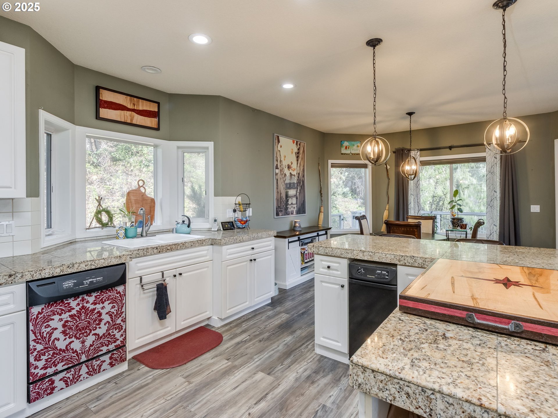 125 WISHMAN DR