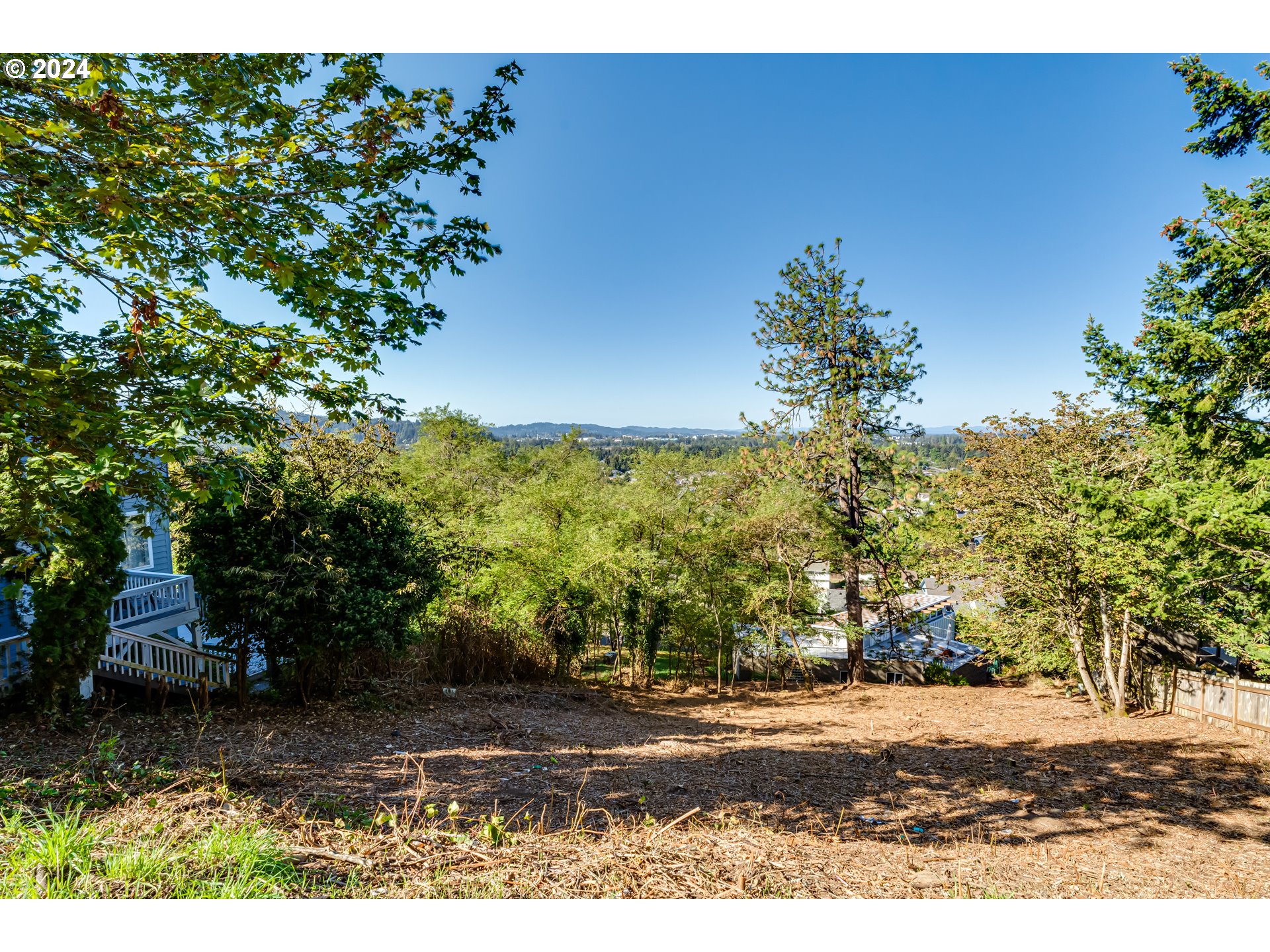 Summit BLVD 06305