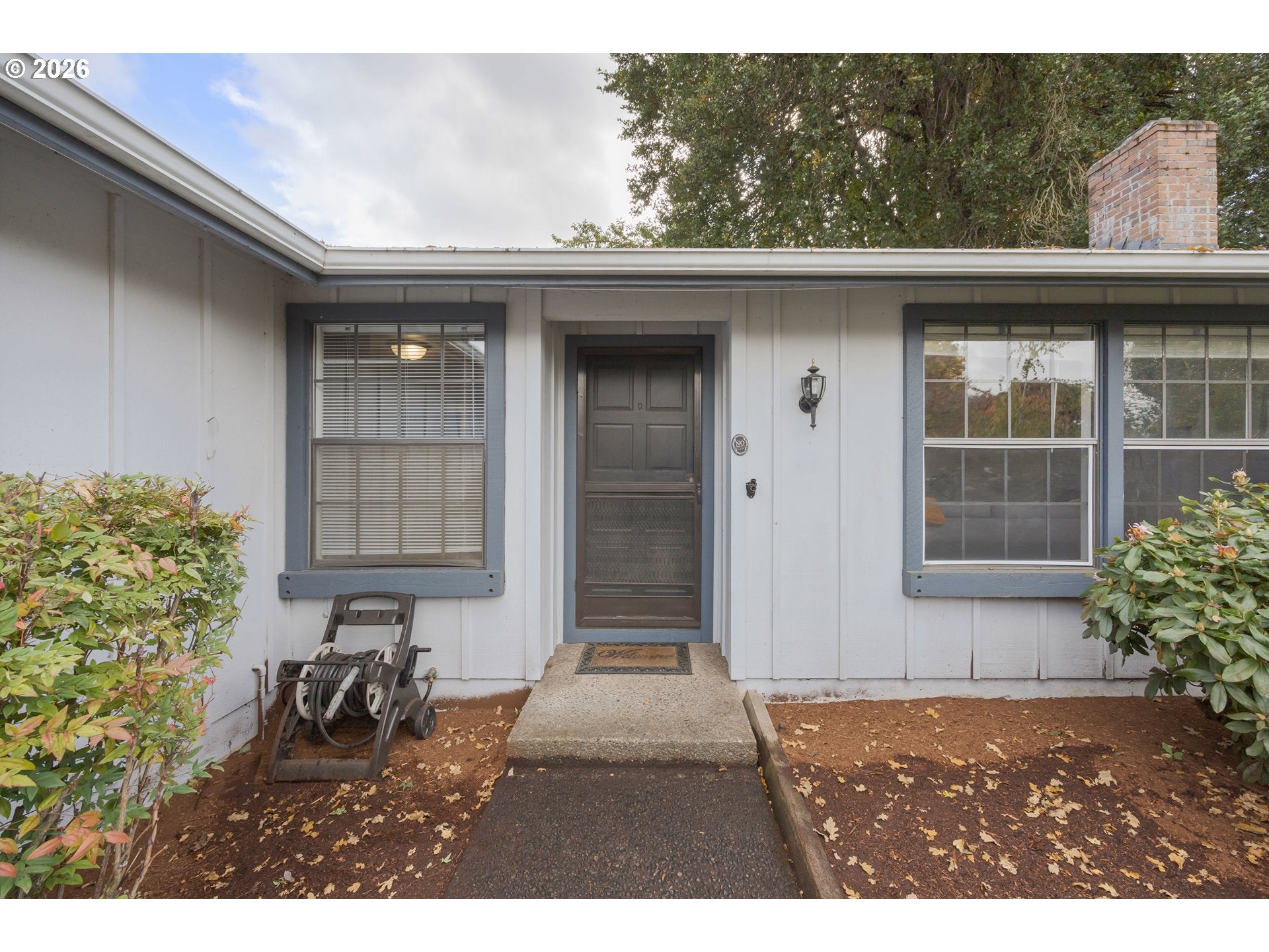 2560 SNELLING DR