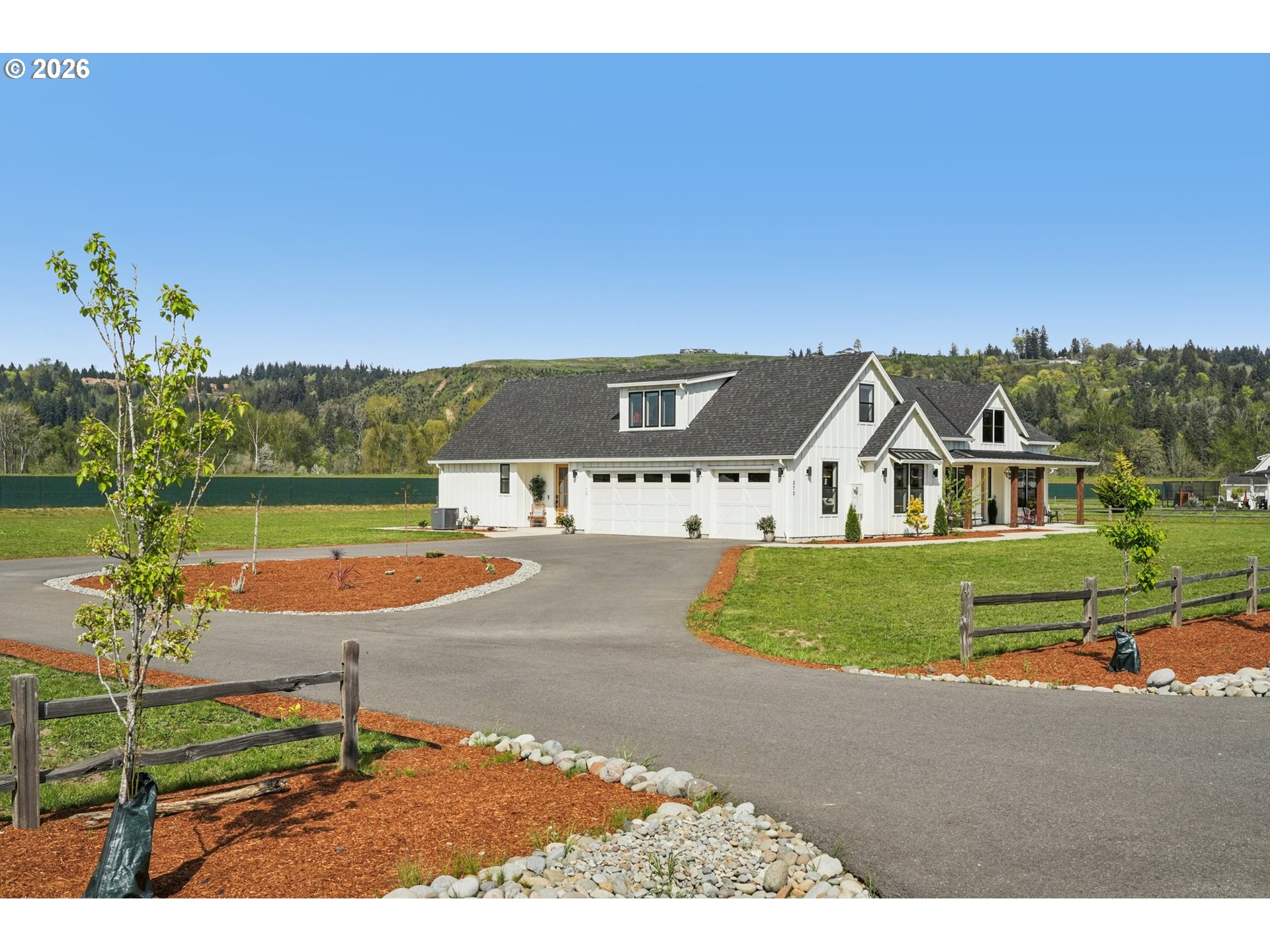 270 TULIP LN