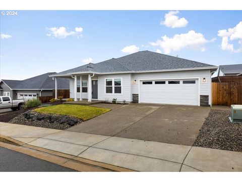 A home in Sutherlin