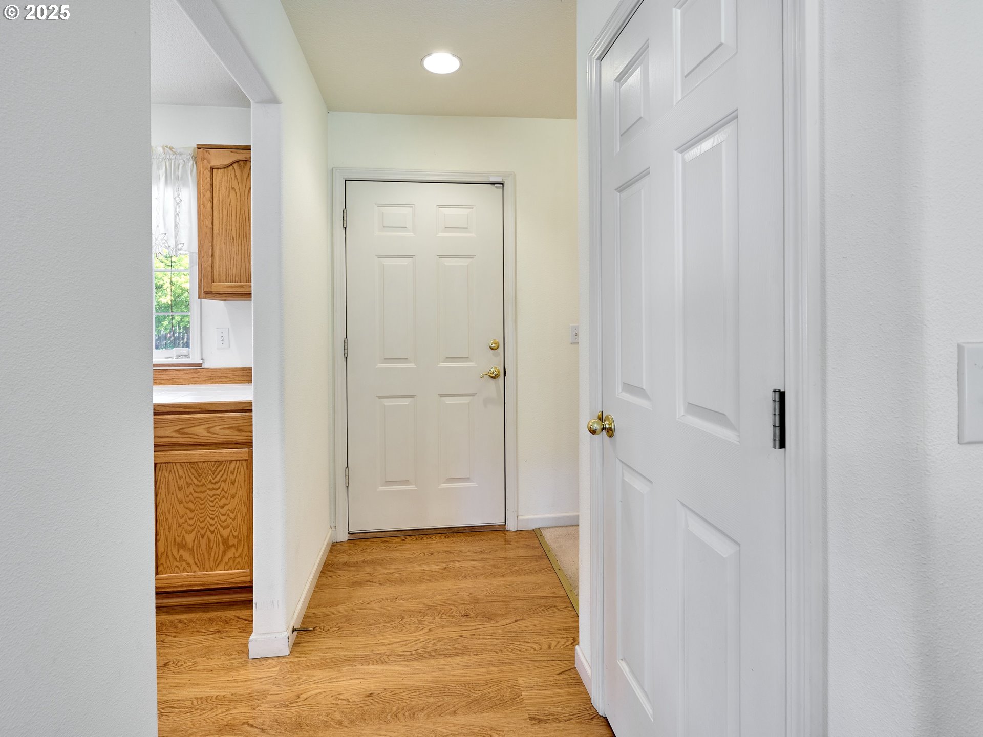 102 ASHLEY CT