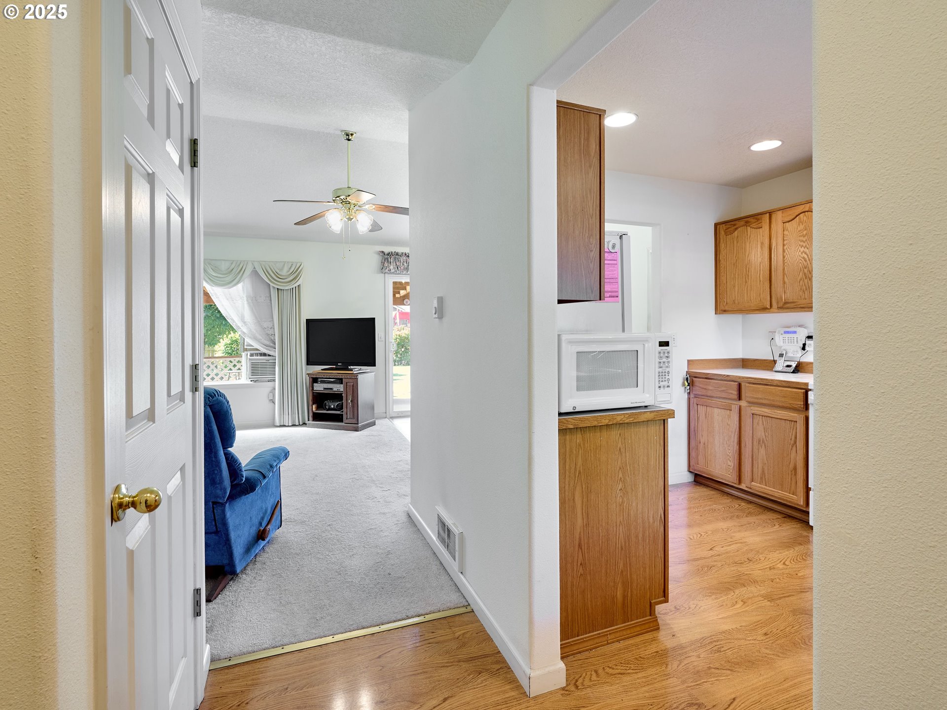102 ASHLEY CT