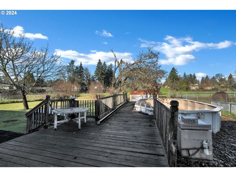 A home in Milwaukie