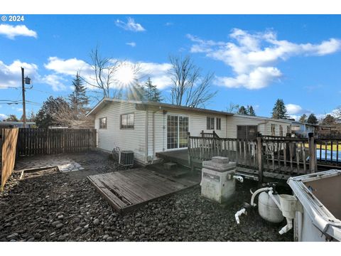 A home in Milwaukie