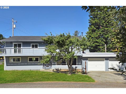 29700 PARK DR Gold Beach OR 97444